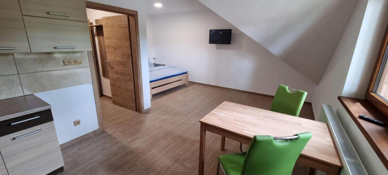 Apartmány Adieu 2 Třeboň Esterno foto
