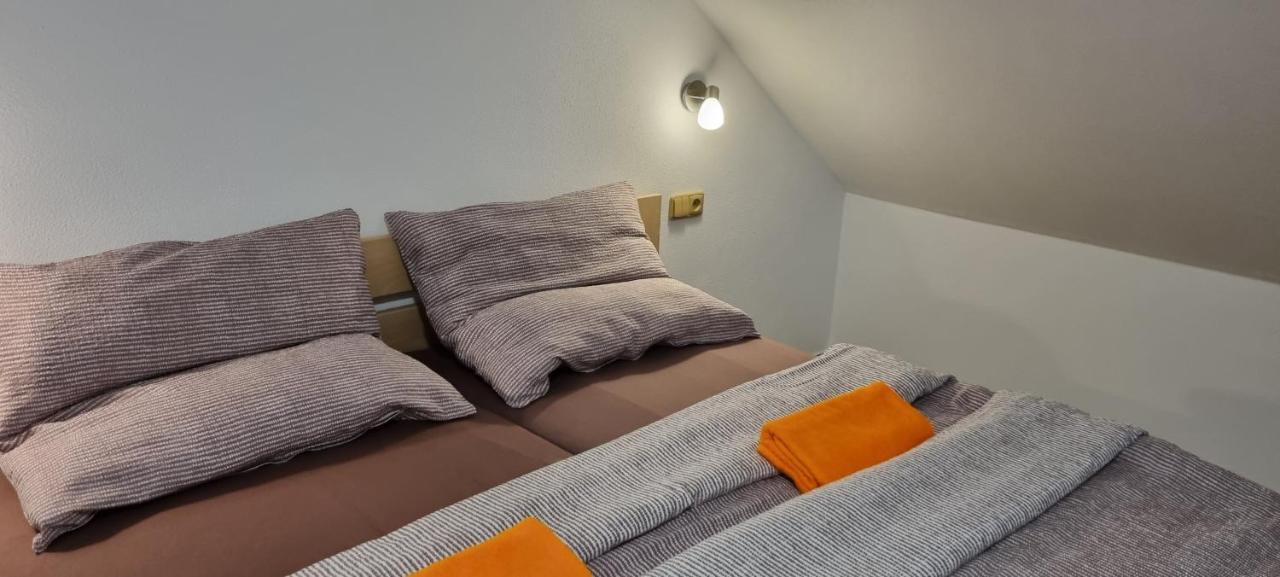 Apartmány Adieu 2 Třeboň Esterno foto