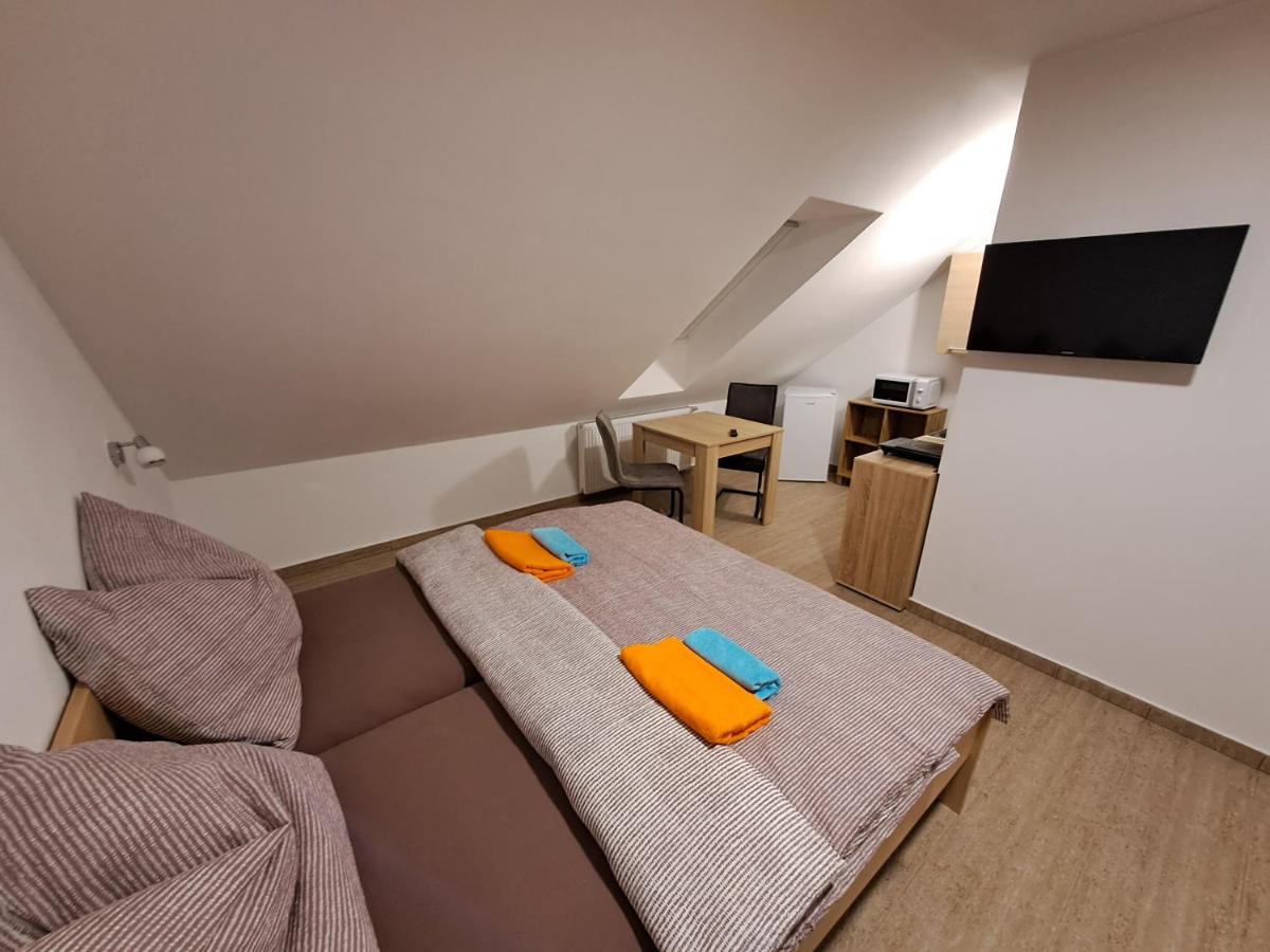 Apartmány Adieu 2 Třeboň Esterno foto