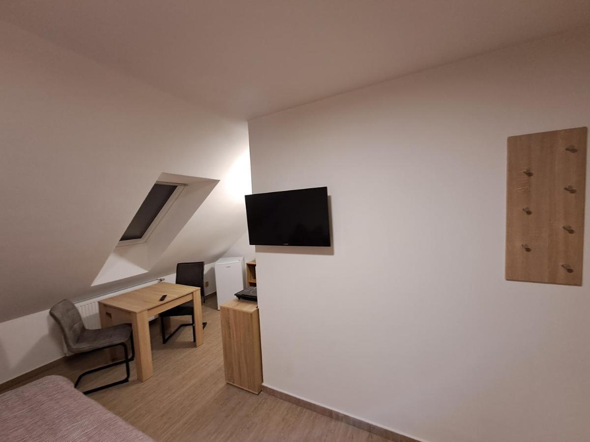 Apartmány Adieu 2 Třeboň Esterno foto