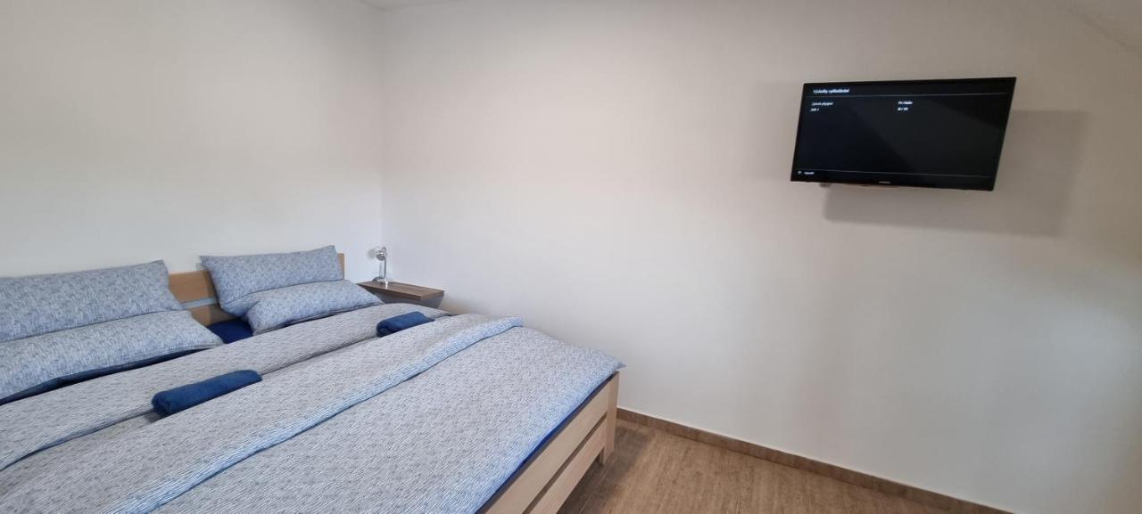 Apartmány Adieu 2 Třeboň Esterno foto